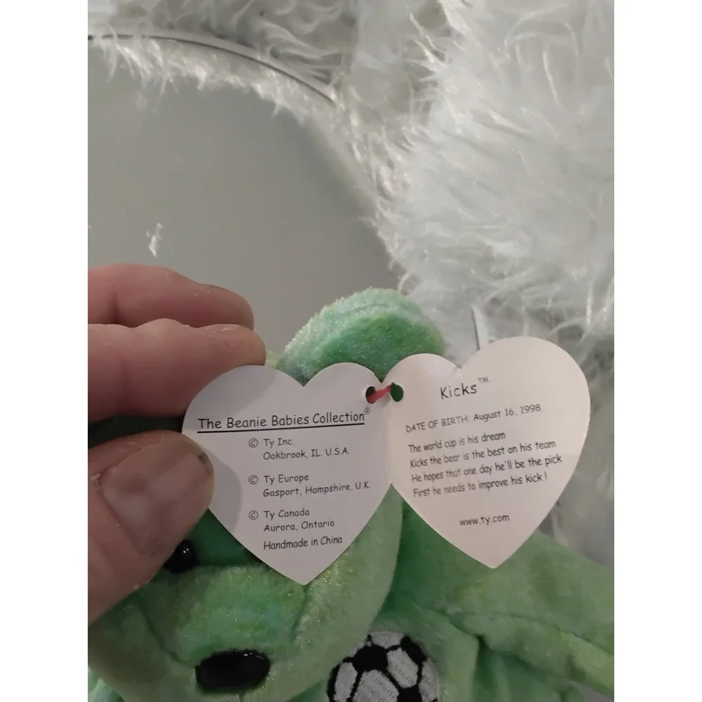 Ty Beanie Babies Kicks The Soccer Bear‎ Plush Stuffed Animal Green